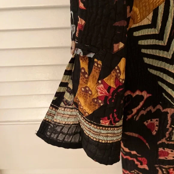 “Citron” sheer blouse Full of Fall colors.  Slight split at end of sleeve.Fall F - Picture 4 of 8